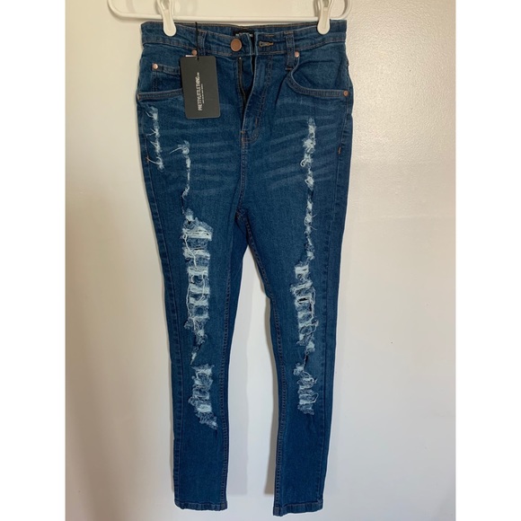 PrettyLittleThing Denim - PLT Shape high waisted extreme rip skinny jeans